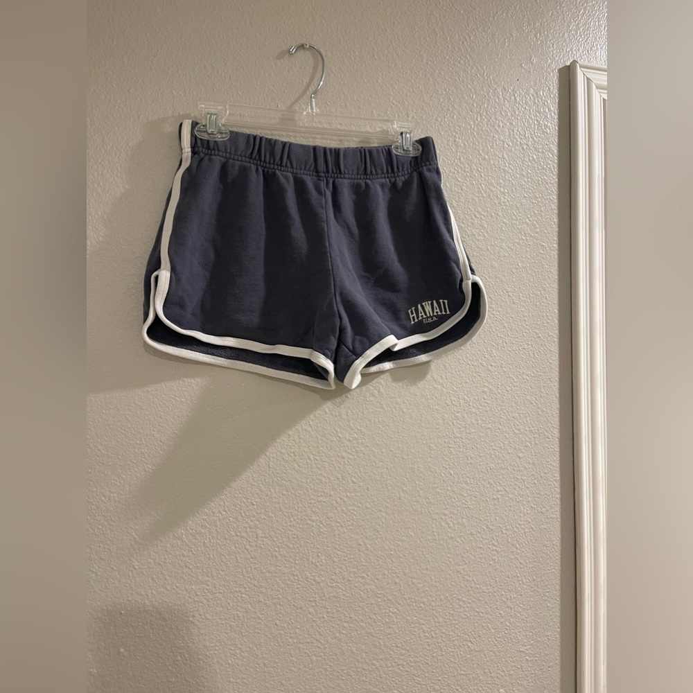 Brandy Melville | Lisette Hawaii Sweatshorts